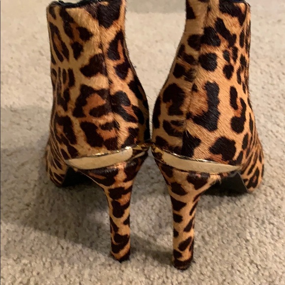 LEOPARD MOHAIR Leather BOOTIES- NWOT - Picture 3 of 7